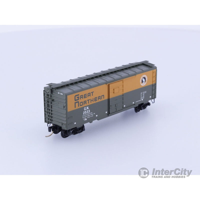 Micro Trains 20226 N Boxcar, 40′, PS-1 Great Northern (GN) 2533