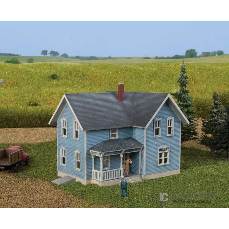 Walthers Cornerstone 3890 Lancaster Farm House — Kit – 2-1/2 x 3-1/4 x 2-5/16″ 6.3 x 8.3 x 5.9cm