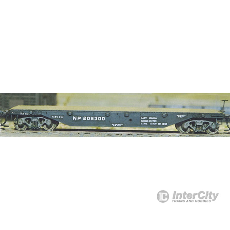 Central Valley HO 1003 41′ Flatcar – Kit – Northern Pacific pkg(2)