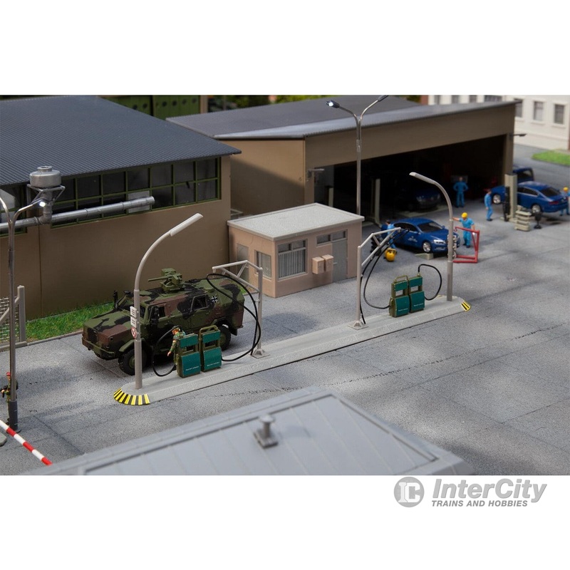 Faller 144105 HO Filling station