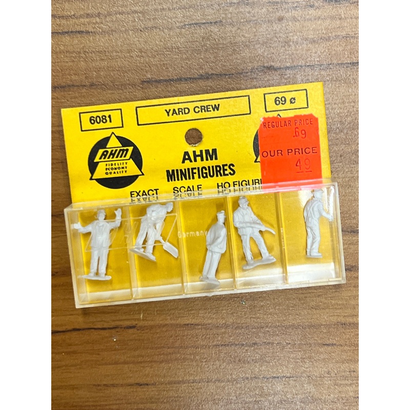 AHM 6801 Unpainted Yard Crew set of 5 minifigures HO SCALE