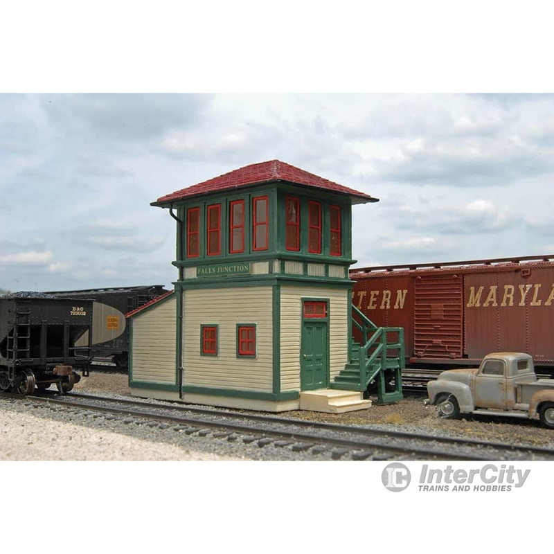 Bachmann 35113 Falls Junction Wood Switch (Interlocking) Tower – Scene Scapes(R) — 4-1/8 x 2-1/2 x 3-7/8″ 10.5 x 6.4 x 9.8cm