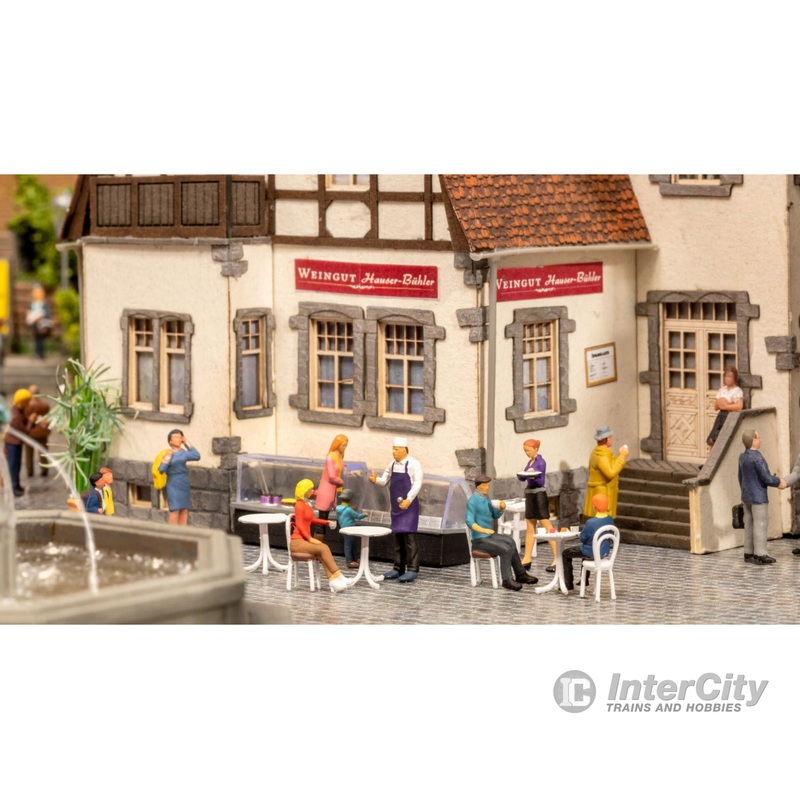 Noch 16245 HO Themed Figures Set “Caf”