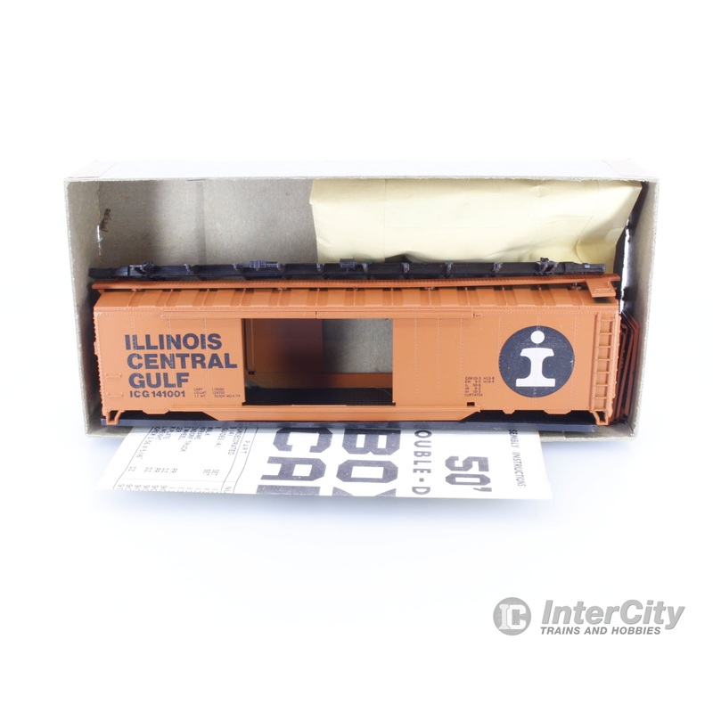 Athearn 486 HO 50′ Double Door Boxcar Kit Illinois Central (IC) 141001