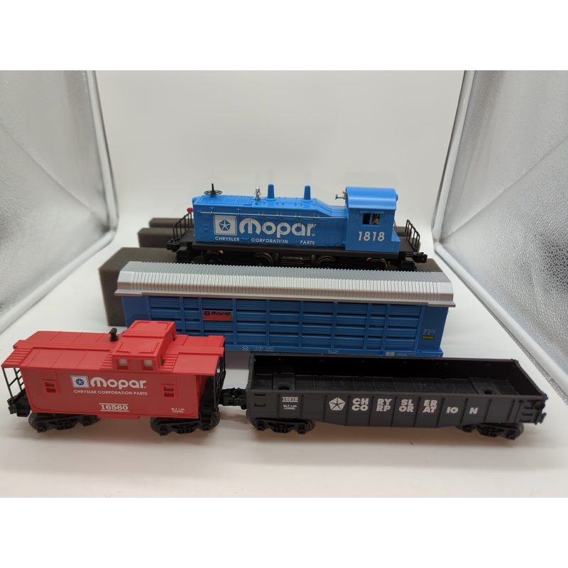 Lionel 6-11818 Mopar Historical Express Set in original box O SCALE Like New