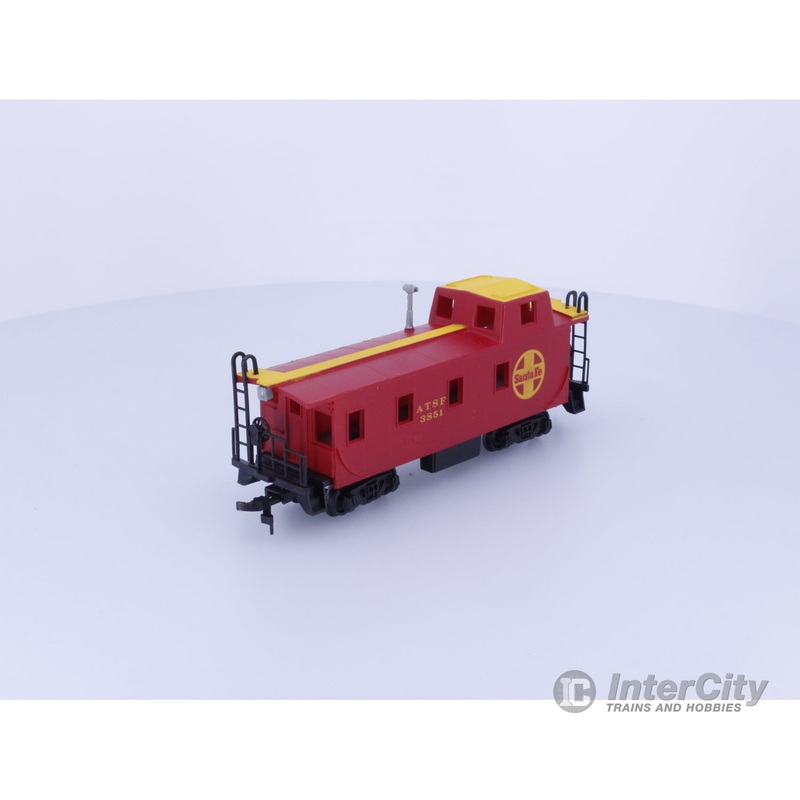 Bachmann SFCAB HO Caboose Atchison Topeka and Santa Fe (ATSF) 3851