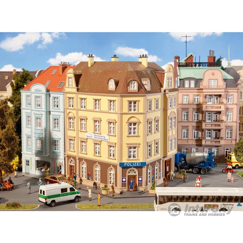 Faller 130910 HO Goethestrae Police station