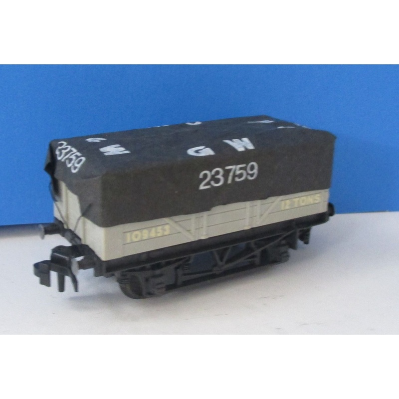 T1632-PO1 TRIX 12 Ton 7 Plank Wagon With Tarpaulin “G.W.” – BOXED