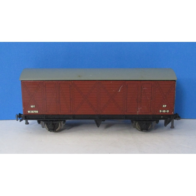 HD-32058 HORNBY DUBLO ex. GWR Long Wheelbase Ventilated Van W28798 in BR Bauxite – UNBOXED