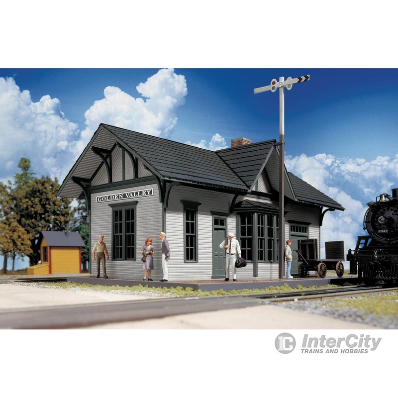 Walthers Cornerstone 3532 Golden Valley Depot — Kit – 6-1/2 x 3-3/8 x 4″ 16.2 x 8.4 x 10cm