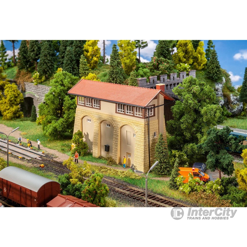 Faller 120103 HO Signal tower with sandstone plinth