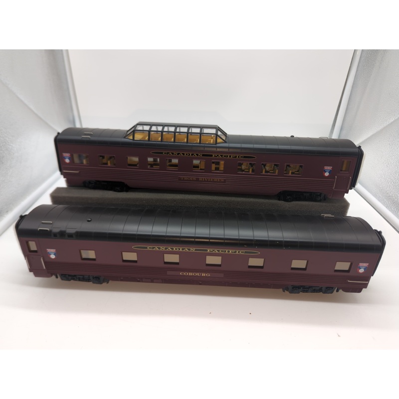 MTH  RailKing 30- 6731 Canadian Pacific 2-Car 60′ Streamlined Sleeper/Diner Passenger Set  O Scale Like New