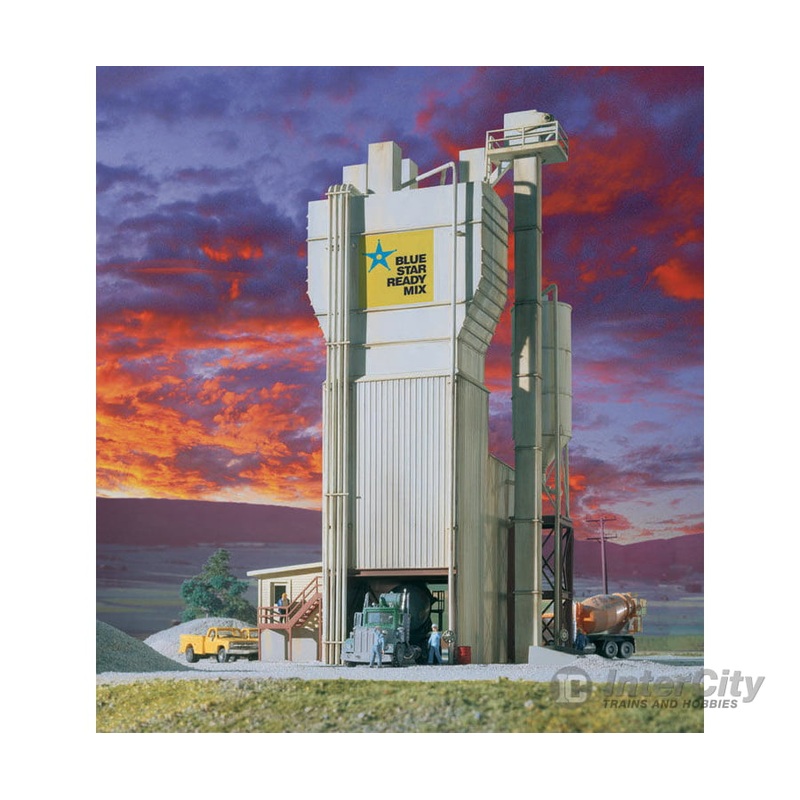 Walthers Cornerstone 3086 Blue Star Ready Mix — Kit – 7-3/4 x 8-1/8 x 11-3/4″ 19.3 x 20.3 x 29.3cm