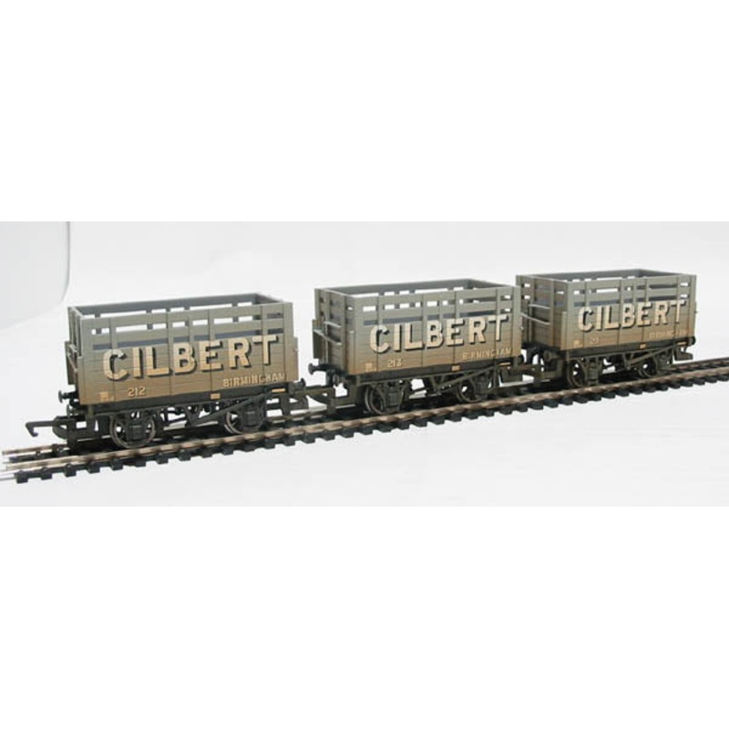 R6151 HORNBY “CILBERT” Coke Wagons, 211, 212 and 218 – Three Wagon Pack – BOXED