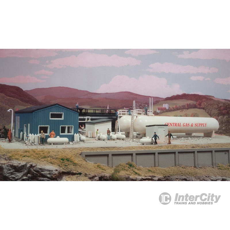 Walthers Cornerstone 3213 Central Gas and Supply — Kit