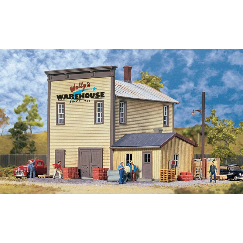 Walthers HO 3654 Wally’s Warehouse – Main Building – Kit – 5-3/4 x 5 x 5-1/2″ 14.3 x 12.5 x 13.7cm