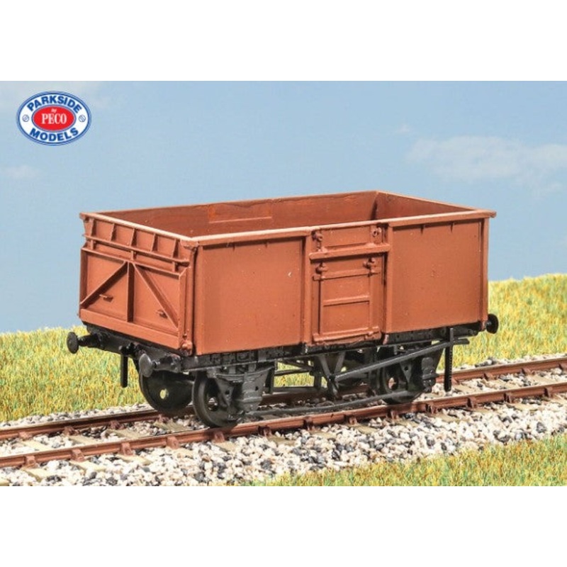 PC19 PARKSIDE BR 16 ton mineral wagon – includes metal wheels and transfers