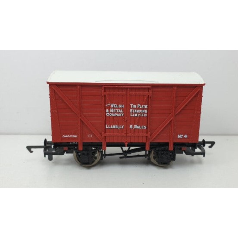R1035 HORNBY Welsh Tin Plate & Metal Co Closed Vented Van – UNBOXED