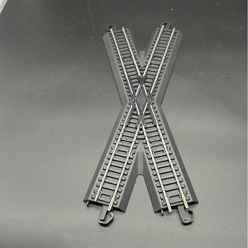 Bachmann E-Z Track  Black 33 Degree crossover Ho Scale Track Used VG