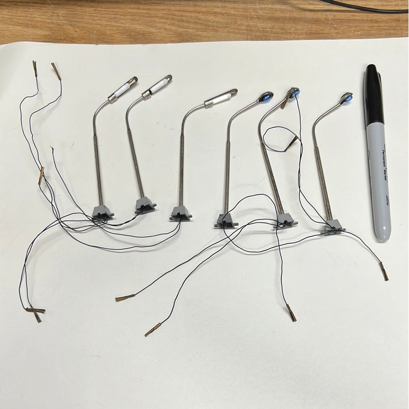 HO SCALE Metal Lights (Large)