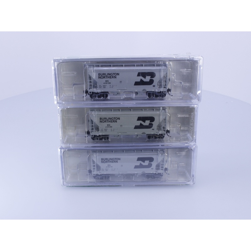 Pacific Western Rail Systems 1050-3C N 3 Pack ACF 2 Bay Covered Hopper Cars Burlington Northern (BN)