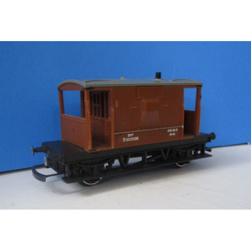 R16A-P01 HORNBY BR Standard Brake Van B952698 – UNBOXED